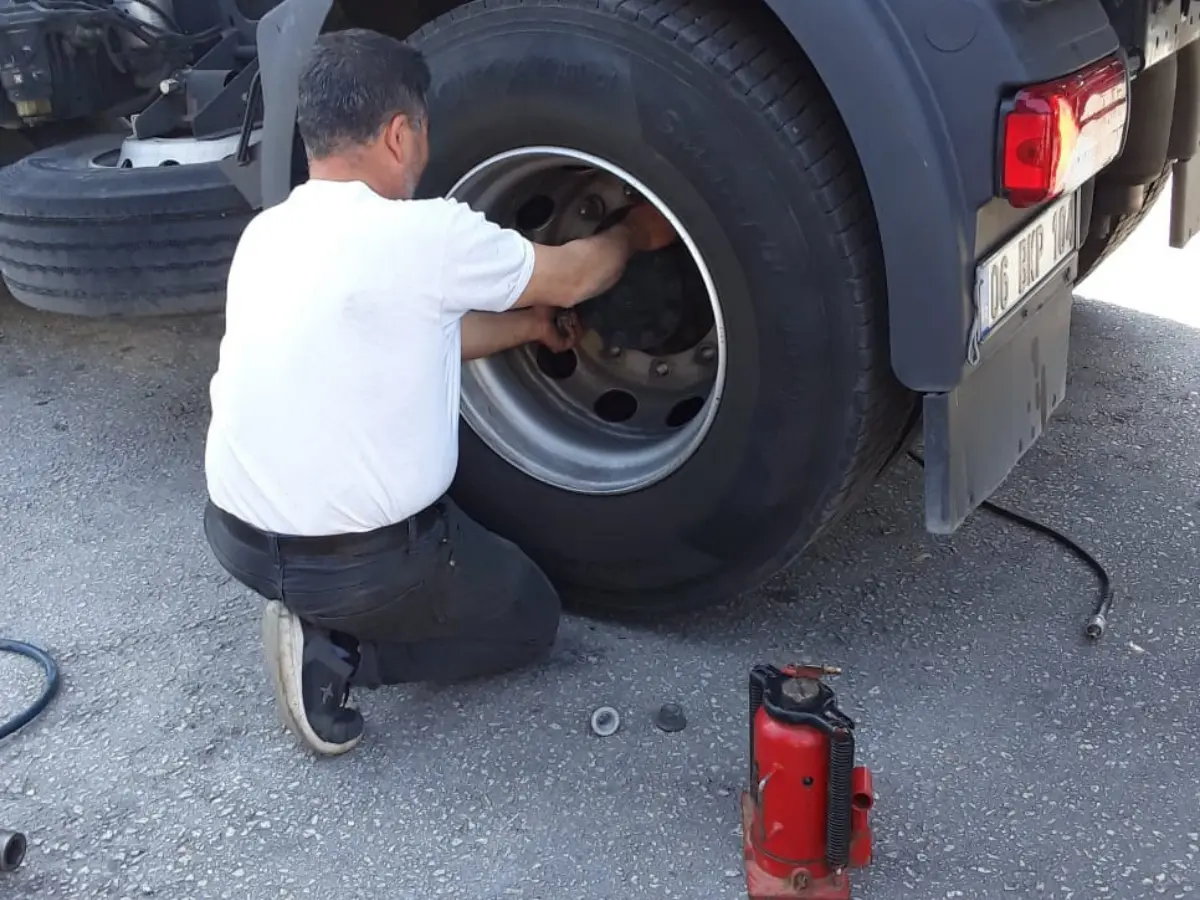 İkizce Oto Lastikçi